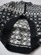 Load image into Gallery viewer, 1980's L.L. Bean Nordic Wool Henley Style Knit Sweater - M/L