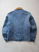 Load image into Gallery viewer, 1970s Wrangler No-Fault Blanket Lined Denim Jacket - M
