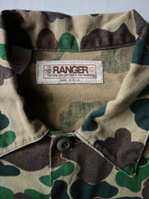 Load image into Gallery viewer, 1970s Distressed Ranger Lightweight Duck Camo Hunting Jacket - XL