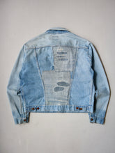 Load image into Gallery viewer, 1960s Wrangler 124MJ Selvedge Denim Jacket with Repairs - L