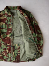 Load image into Gallery viewer, 1990's British Army DPM Camo Smock Jacket - M