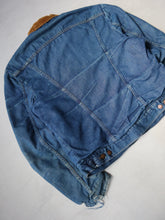 Load image into Gallery viewer, 1970s Wrangler Lined Denim Jacket with Corduroy Collar - M