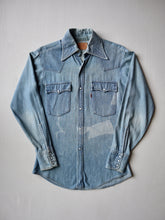 Load image into Gallery viewer, 1970s Faded Levi's Orange Tab Chambray Shirt - S