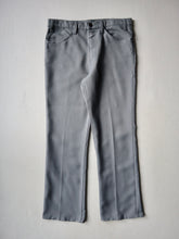 Load image into Gallery viewer, 1970s Levi's 517 Bootcut Pants - 33"