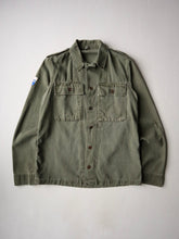 Load image into Gallery viewer, 1960s Dutch Army HBT Field Shirt - M