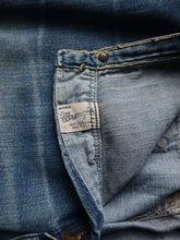 Load image into Gallery viewer, 1970s Thrashed & Patched Wrangler Misses Bootcut Jeans - 30"