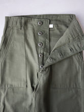 Load image into Gallery viewer, 1970's U.S Army OG-107 Fatigue Pants - 25"