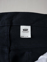 Load image into Gallery viewer, 1990s Levi's 517 Bootcut Pants - 38"