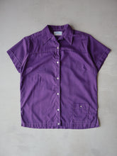 Load image into Gallery viewer, 1970s Hilton Chainstitched Women's Bowling Shirt - M