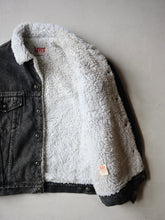 Load image into Gallery viewer, 1980s Levi's Sherpa Lined Denim Jacket - L