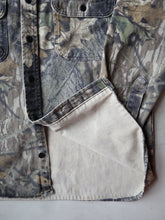 Load image into Gallery viewer, 1990s Cabela's Realtree Shirt - L