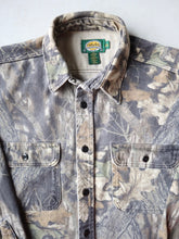 Load image into Gallery viewer, 1990s Cabela's Realtree Shirt - L