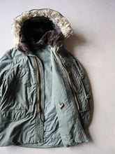 Load image into Gallery viewer, 1960's U.S Air Force Alpha Industries N-3B Parka - L