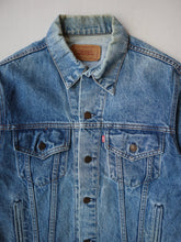 Load image into Gallery viewer, 1990s Levi's Denim Trucker Jacket - S