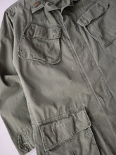 Load image into Gallery viewer, 1960's U.S Army Poplin Jungle Jacket - M