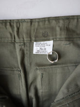 Load image into Gallery viewer, 1970's U.S Army OG-107 Fatigue Pants - 25"