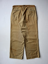 Load image into Gallery viewer, 1940s Distressed U.S Army Chino Trousers - 32"