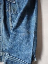 Load image into Gallery viewer, 1970s Made in USA Levi's Denim Jacket - XS
