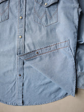 Load image into Gallery viewer, 1990s Distressed Wrangler Chambray Shirt - M