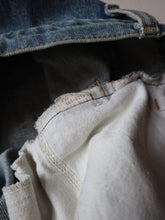 Load image into Gallery viewer, 1970s Levi's 646 Orange Tab Flares - 34"