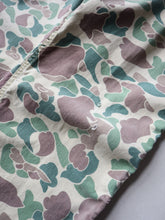 Load image into Gallery viewer, 1970s Duck Camo Cargo Pants - 33"