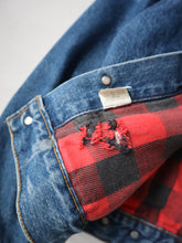 Load image into Gallery viewer, 1980s Made in USA Levi's Flannel Lined Denim Jacket - S