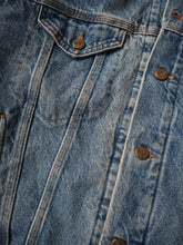 Load image into Gallery viewer, 1990s Made in USA Carhartt Blanket Lined Denim Jacket - L