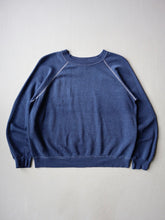 Load image into Gallery viewer, 1980s Faded Soft & Thin Raglan Sweatshirt - M