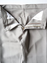 Load image into Gallery viewer, Wrangler Wrancher Bootcut Pants - 32"