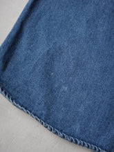 Load image into Gallery viewer, 1980s Levi's Western Chambray Shirt - M