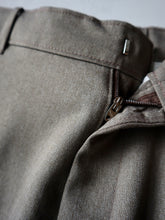 Load image into Gallery viewer, 1970s Levi's Action Slacks - 33"