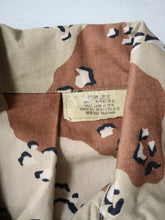 Load image into Gallery viewer, 1990's U.S Army Cookie Camo Field Shirt - M