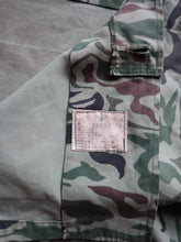 Load image into Gallery viewer, 1970's South Korean Army Noodle Camo Shirt - XS/S