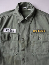 Load image into Gallery viewer, 1950s Thrashed U.S Army OG-107 Fatigue Shirt - S