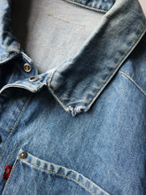 Load image into Gallery viewer, 2000s Levi's Engineered Denim Jacket - M