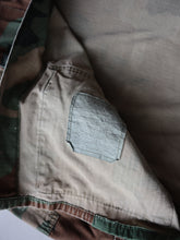 Load image into Gallery viewer, 1980s U.S Army Ripstop Camo Field Shirt - S