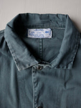 Load image into Gallery viewer, 1960/70s Faded & Distressed Chore Jacket - XL