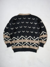 Load image into Gallery viewer, 1980's Stuga Tasmania Shag Style Knit Sweater - L