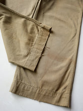 Load image into Gallery viewer, 1940s Distressed U.S Army Chino Trousers - 32"