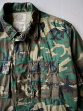 Load image into Gallery viewer, 1980s Stenciled USMC Ripstop Field Shirt/Jacket - M