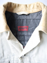 Load image into Gallery viewer, Levi's Corduroy Jacket - M