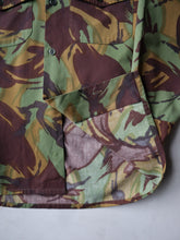 Load image into Gallery viewer, 1980's New Zealand Defence Force Shirt - S