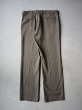 Load image into Gallery viewer, 1970s Levi's Action Slacks - 34"