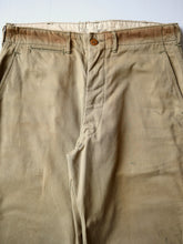 Load image into Gallery viewer, 1940s Distressed U.S Army Chino Trousers - 32"