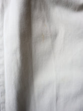 Load image into Gallery viewer, 1990s Polo Ralph Lauren Pleated Chino Pants - 32"