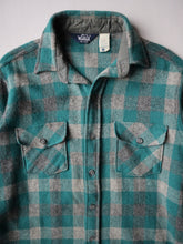 Load image into Gallery viewer, 1980s Woolrich Plaid Wool Blend Shirt - L