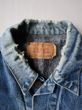 Load image into Gallery viewer, 1980s Levi's Blanket Lined Denim Jacket - M