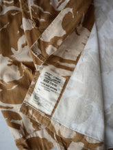 Load image into Gallery viewer, 1990's British Army Desert DPM Lightweight Jacket - M
