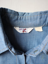 Load image into Gallery viewer, 1970s Levi's Women's Lightweight Denim Jacket - S