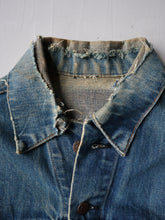 Load image into Gallery viewer, 1970s Distressed Levi's Type 3 Denim Jacket - S